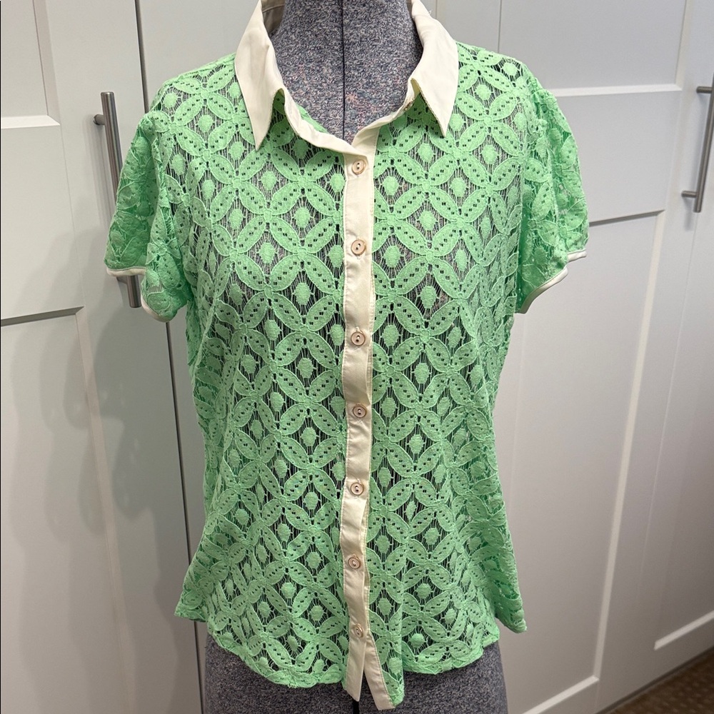 DownEast Green Pistachio Lace Button-Up Top white silk trim short sleeve